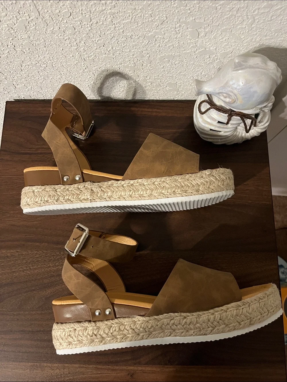 NWOT Women's Tan Ankle-Strap Espadrille Sandals